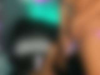 riri-brunnete's Live Sex Cam Show