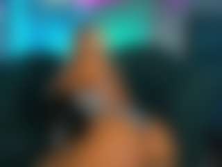 Live cam show with riri-brunnete - Cowgirl on TeamSkeetLive