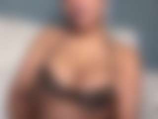 Live cam show with Camsoda Celine - Arab Striptease on parknlotfishbdy