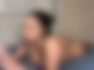 Live cam show with Camsoda Celine - Bikini on Camsoda