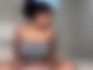 Live cam show with Camsoda Celine - Squirt Curvy on sexylive.show