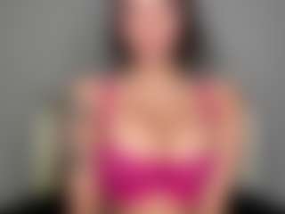 Live cam show with Lola Bunniii - Cuck on chickslive.net