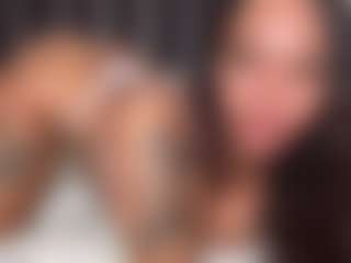 Lola Bunniii's Live Sex Cam Show