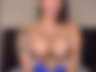 Lola Bunniii's Live Sex Cam Show