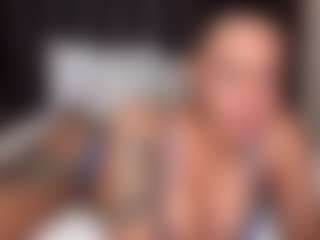 Lola Bunniii's Live Sex Cam Show