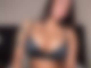 Lola Bunniii's Live Sex Cam Show