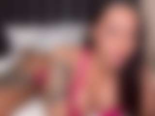 Live cam show with Lola Bunniii - Big Tits on StripNow