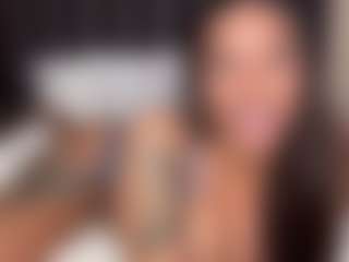Lola Bunniii's Live Sex Cam Show