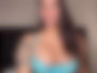 Lola Bunniii's Live Sex Cam Show