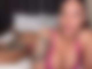 Lola Bunniii's Live Sex Cam Show