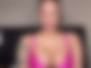 Lola Bunniii's Live Sex Cam Show