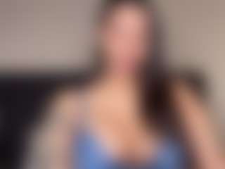 Lola Bunniii's Live Sex Cam Show