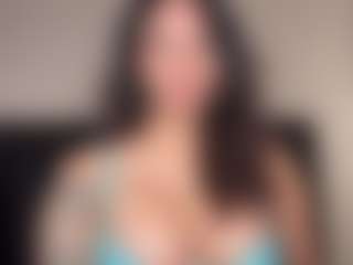 Lola Bunniii's Live Sex Cam Show