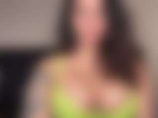 Lola Bunniii's Live Sex Cam Show