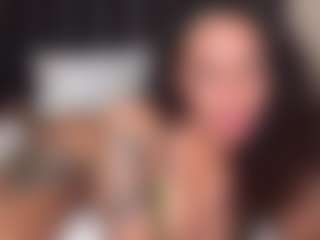 Lola Bunniii's Live Sex Cam Show