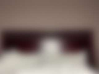 Lola Bunniii's Live Sex Cam Show
