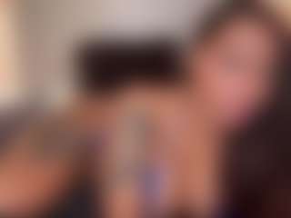 Lola Bunniii's Live Sex Cam Show
