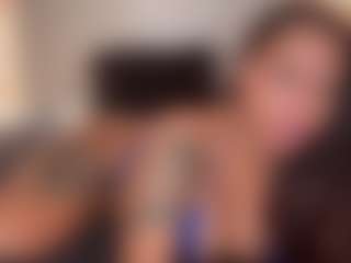 Lola Bunniii's Live Sex Cam Show