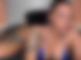 Lola Bunniii's Live Sex Cam Show