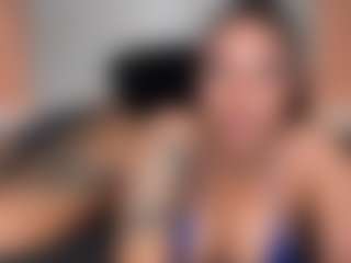 Lola Bunniii's Live Sex Cam Show