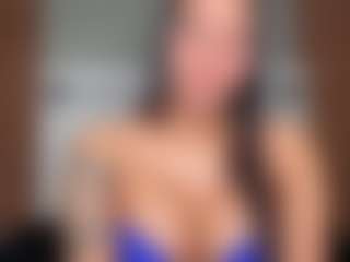 Lola Bunniii's Live Sex Cam Show