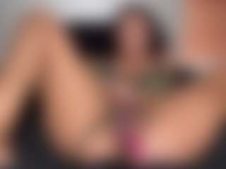 Lola Bunniii's Live Sex Cam Show