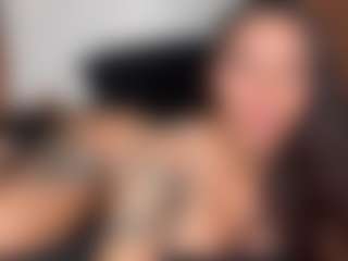 Lola Bunniii's Live Sex Cam Show