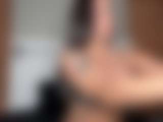 Lola Bunniii's Live Sex Cam Show