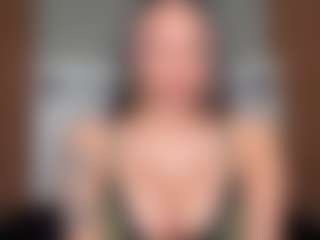Lola Bunniii's Live Sex Cam Show