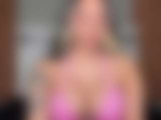 Lola Bunniii's Live Sex Cam Show