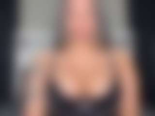 Lola Bunniii's Live Sex Cam Show