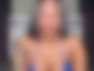 Lola Bunniii's Live Sex Cam Show