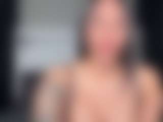 Lola Bunniii's Live Sex Cam Show