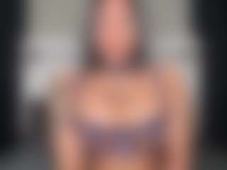 Lola Bunniii's Live Sex Cam Show