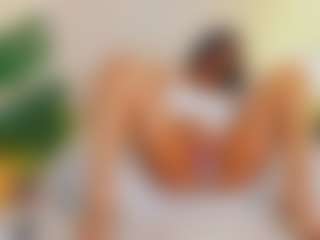 Live cam show with connycuisman - Latina on Camsoda | colombia