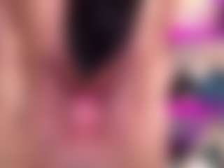 Live cam show with helenstaruk - Squirt on sexylive.show