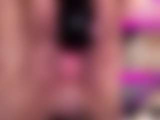 Live cam show with helenstaruk - Blonde Hair on CamSextacy