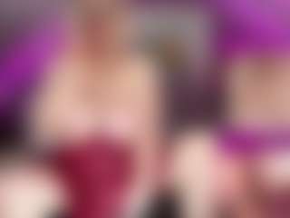 helenstaruk MILF webcam performer live streaming