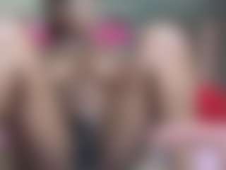 Live cam show with Vixen Capri - Big Tits Dildo on Sweet Sext