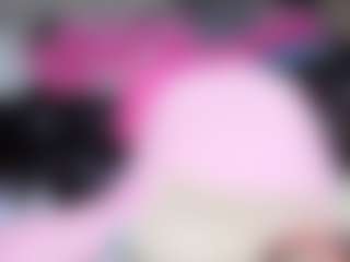 Live cam show with Vixen Capri - Deepthroat on makecum.org