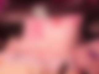 Live cam show with Vixen Capri - Bedroom Black on CamwithHer