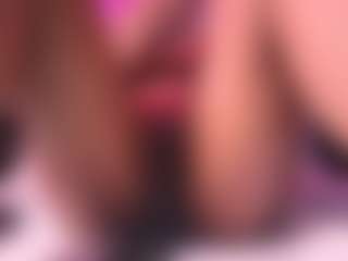 Live cam show with Vixen Capri - Brown Eyes Black on Fling VIP Chat