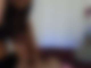 Live cam show with Jessica Simpsin - Black on CamSodaAdn