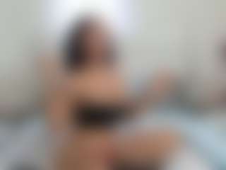Jessica Simpsin's Live Sex Cam Show