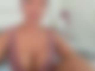 Live cam show with Jessica Simpsin - Curvy Toys on Dare Cams
