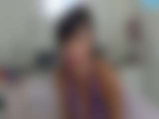 Jessica Simpsin MILF webcam performer live streaming