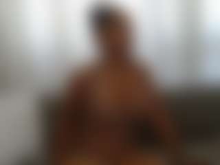 Live cam show with Jessica Simpsin - Oil on AdultVida.com