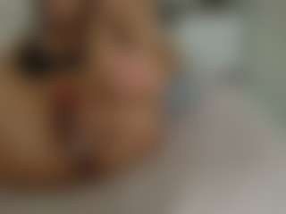 Live cam show with Jessica Simpsin - Spank Toys on liverealitysex.com