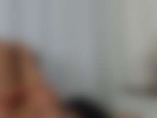 Jessica Simpsin MILF webcam performer live streaming