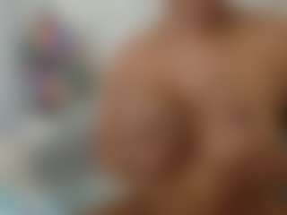 Jessica Simpsin's Live Sex Cam Show